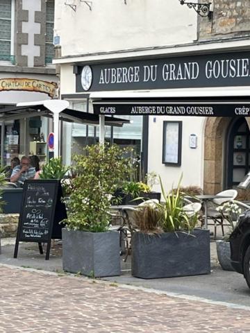 A La Maison - Hebergement De Luxe Domfront  Eksteriør bilde